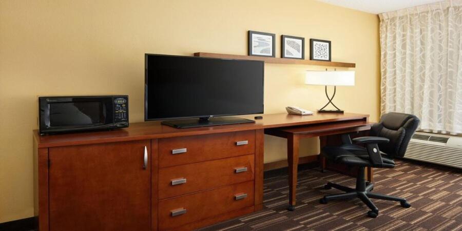 Holiday Inn Express Tifton By Ihg Dış mekan fotoğraf