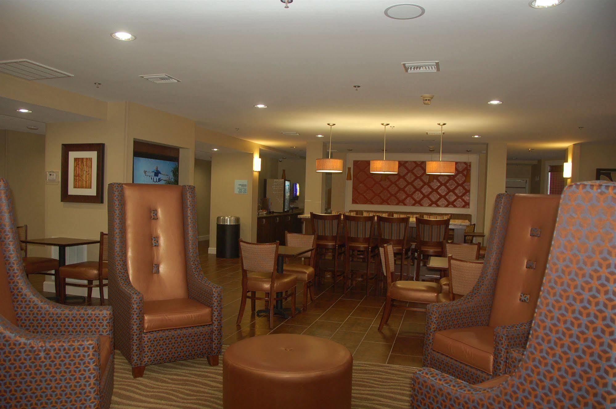 Holiday Inn Express Tifton By Ihg Dış mekan fotoğraf